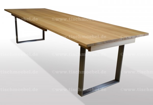 ausziehbarer Esstisch Kernbuche auf edelstahl kufen