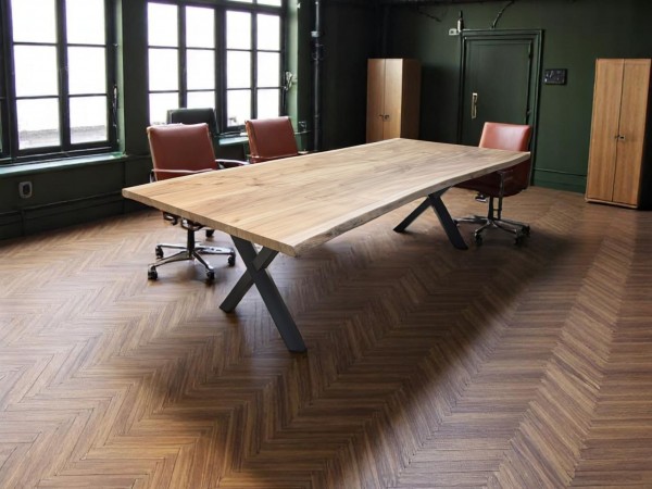 Konferenztisch aus Rüster/Ulme 180x120cm – X-Gestell Stahl