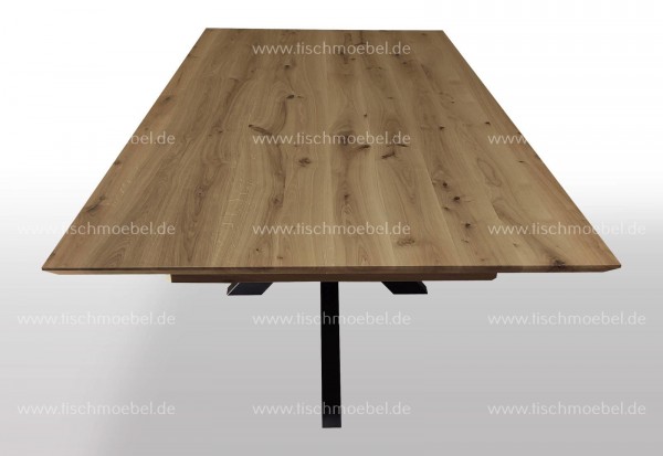 Tisch Wildeiche massiv ausziehbar auf Spider Tischgestell Schwarzstahl 160x100cm