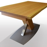 X-Untergestell-Holz-Edelstahl-auf-Edelstahlplatte-Fussplatte-als-Rechteck-oder-in-Bootsform-wahlbar