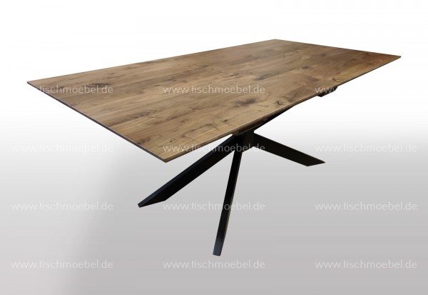 Tisch Nussbaum massiv auf Spider Gestell - ausziehbar