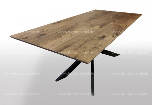 Esszimmertisch Nussbaum amerikanisch massiv auf Spider Gestell - ausziehbar