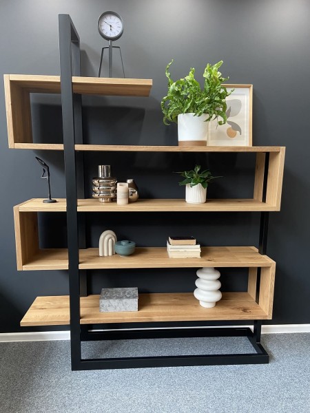 Loftregal 210x160x35cm Eiche massiv - Stahl - im Raum mit deko 3