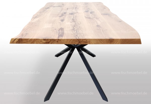 Tisch mit Baumkante auf Spider II Tischuntergestell 240x90cm