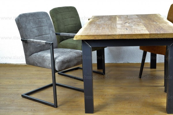 Freischwinger im Loft Styl - Industriedesign in bester Qualität - massive Sitzpolsterung