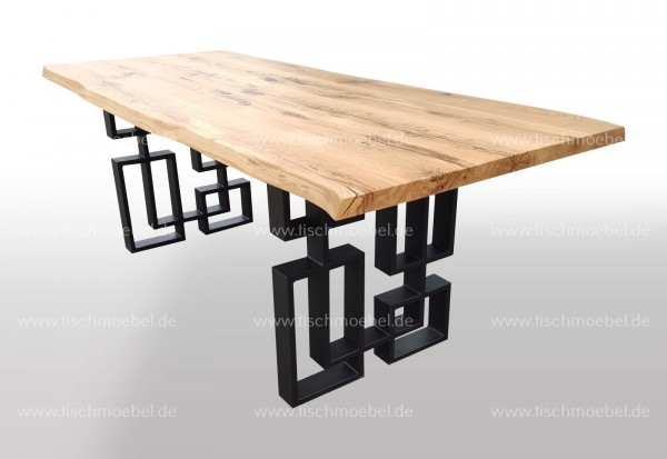 Baumtisch auf Labyrinth Tischgestell Schwarzstahl 220x90cm